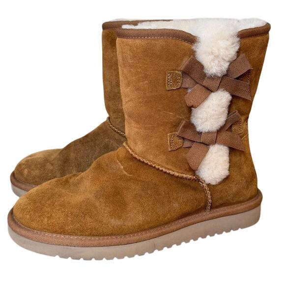 Koolaburra UGG Victoria Short Bow Shearling Sheepskin Boot Chestnut Suede Sz 7 - Picture 2 of 11